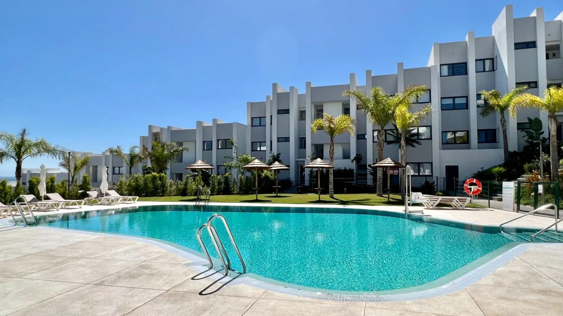 Precioso Apartamento Con Vistas Al Mar Manilva